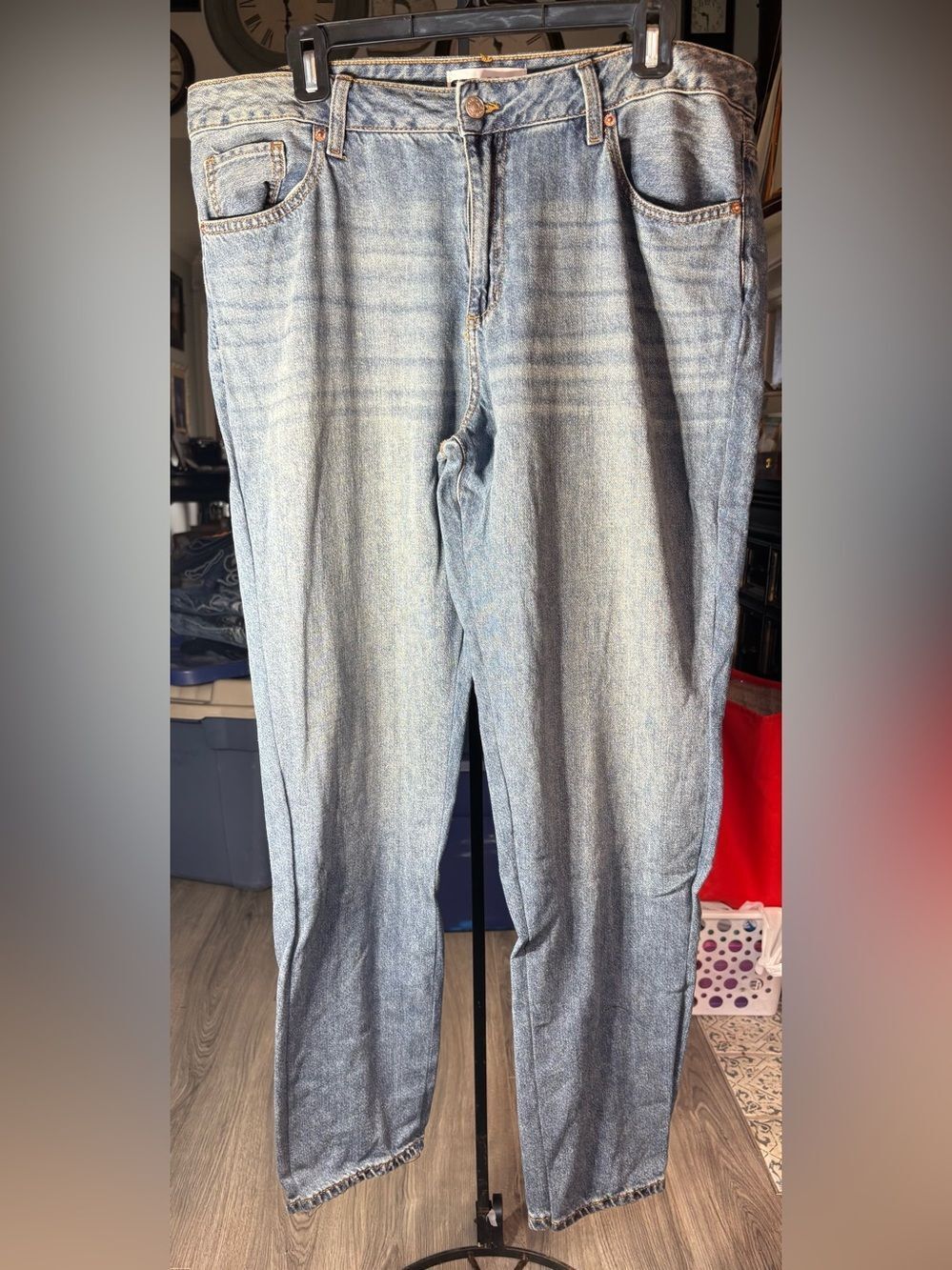 SONG Light Wash Classic Slouchy Street Straight Jeans Size 13 EPC